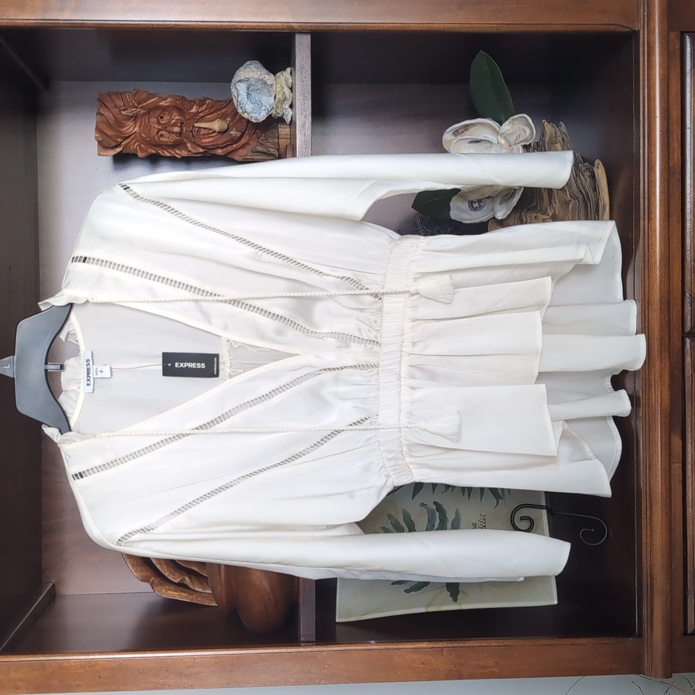 Express Top Size Small - Picture 5 of 16